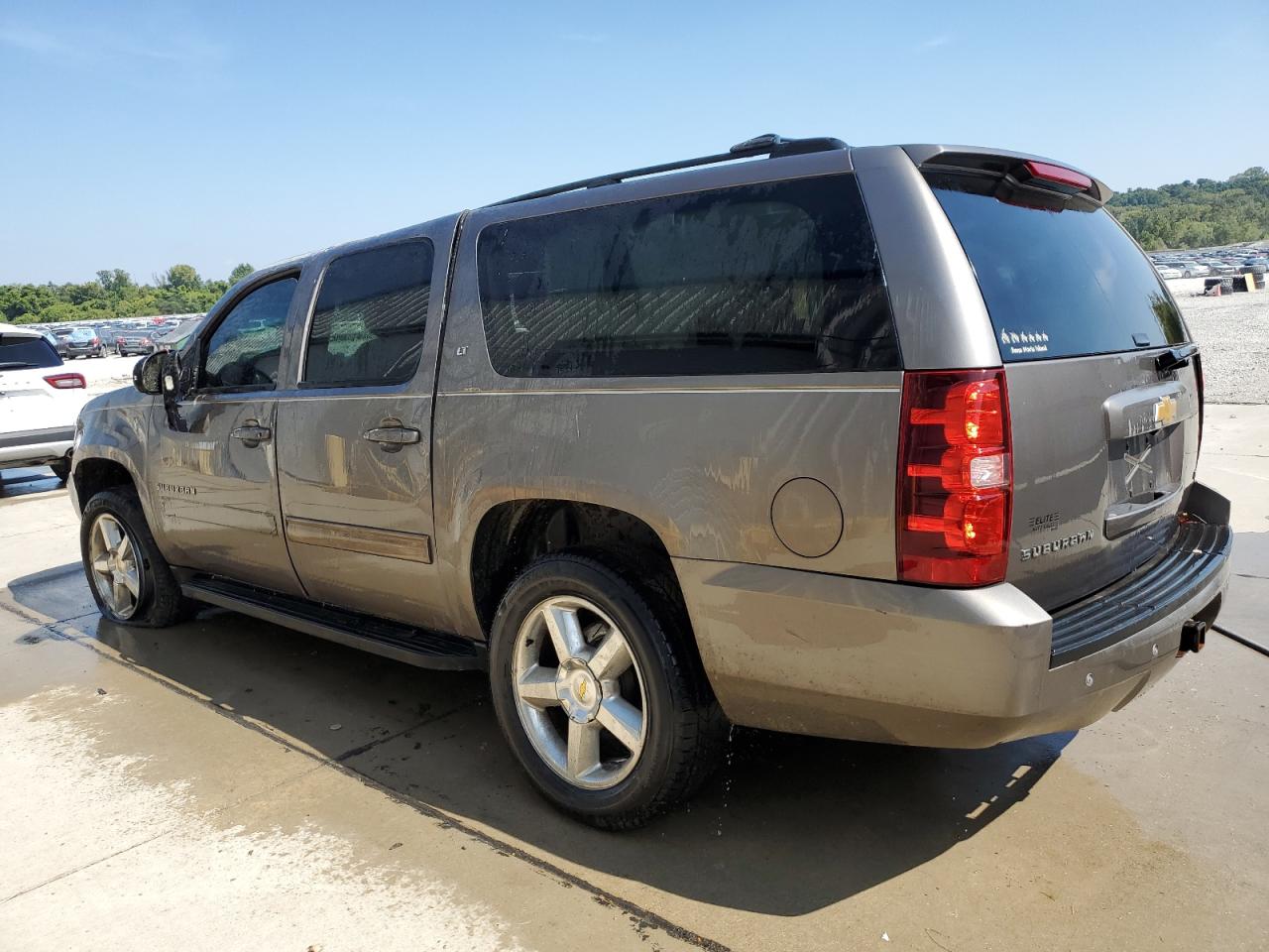 CHEVROLET SUBURBAN K1500 LT