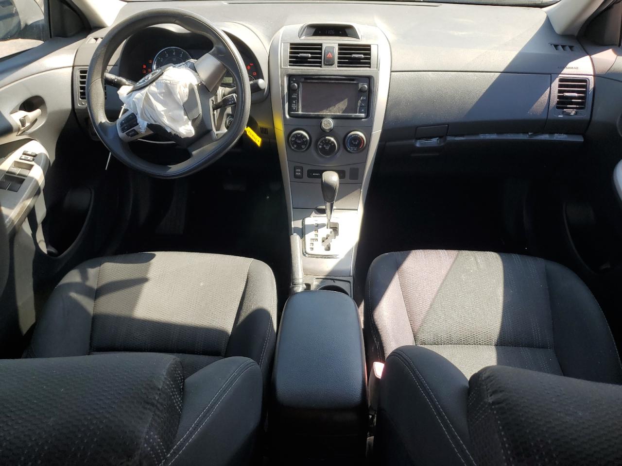 Lot #3315546884 2013 TOYOTA COROLLA BA