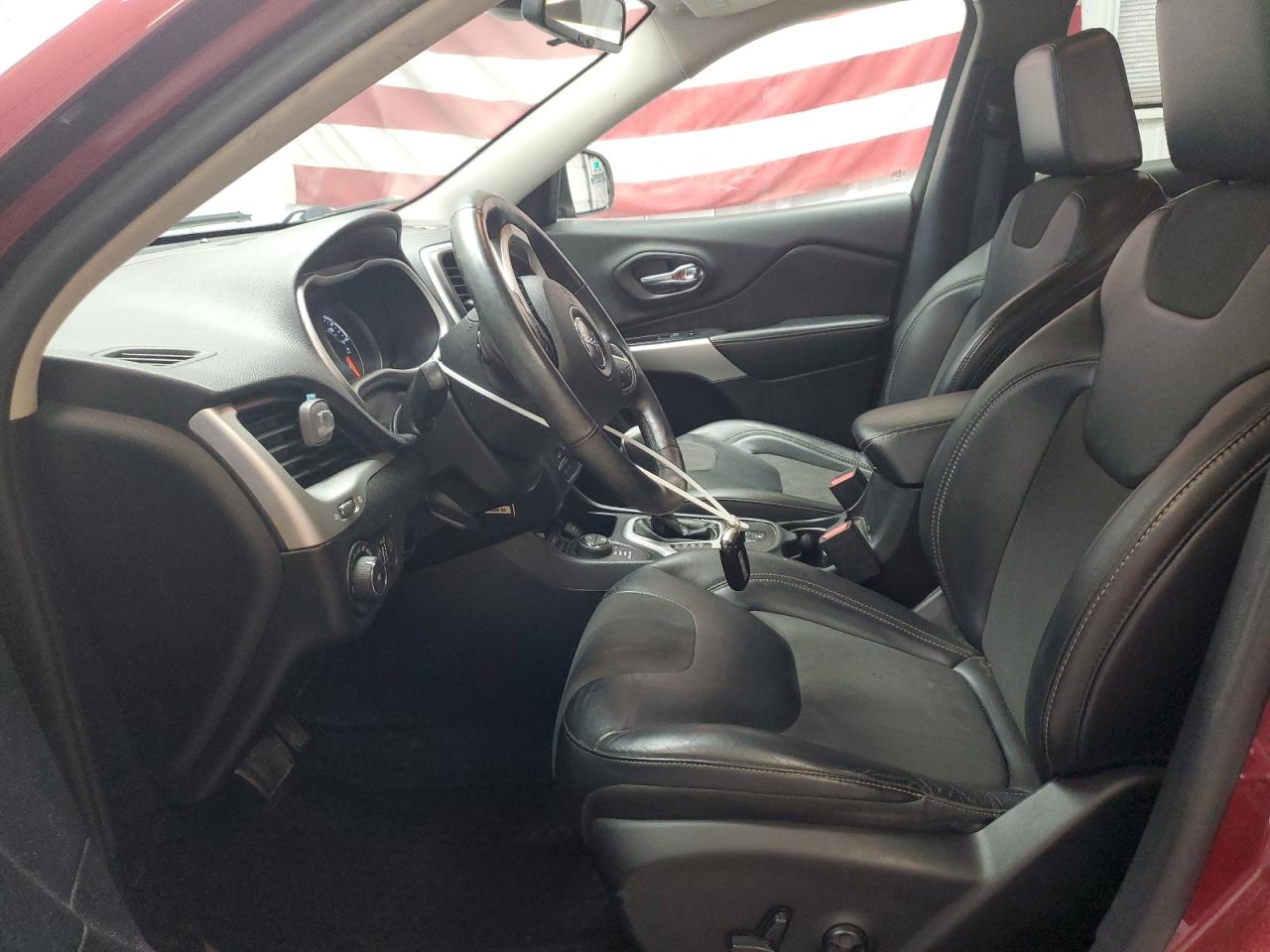 JEEP GRAND CHEROKEE LATITUDE PLUS