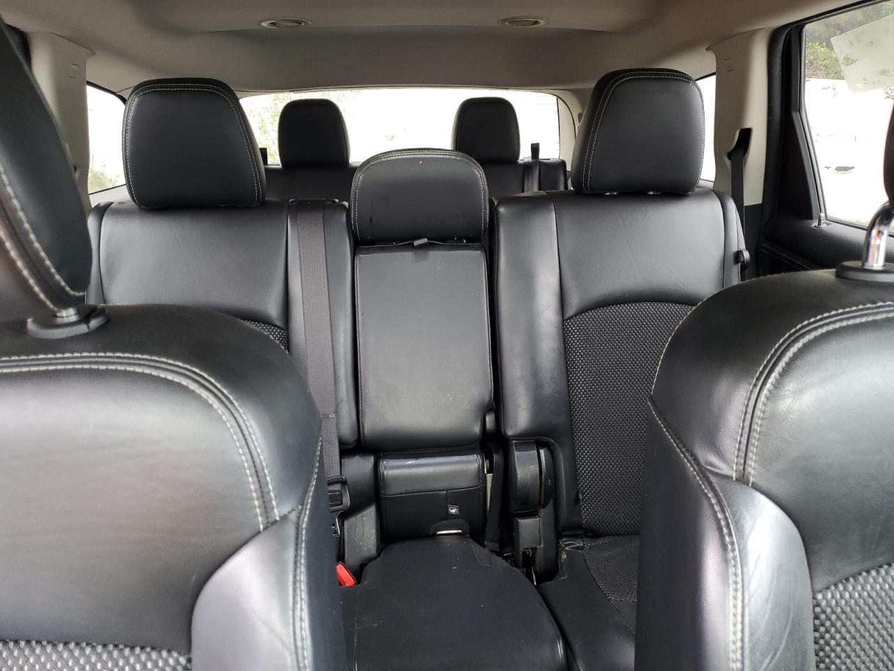 DODGE JOURNEY CROSSROAD