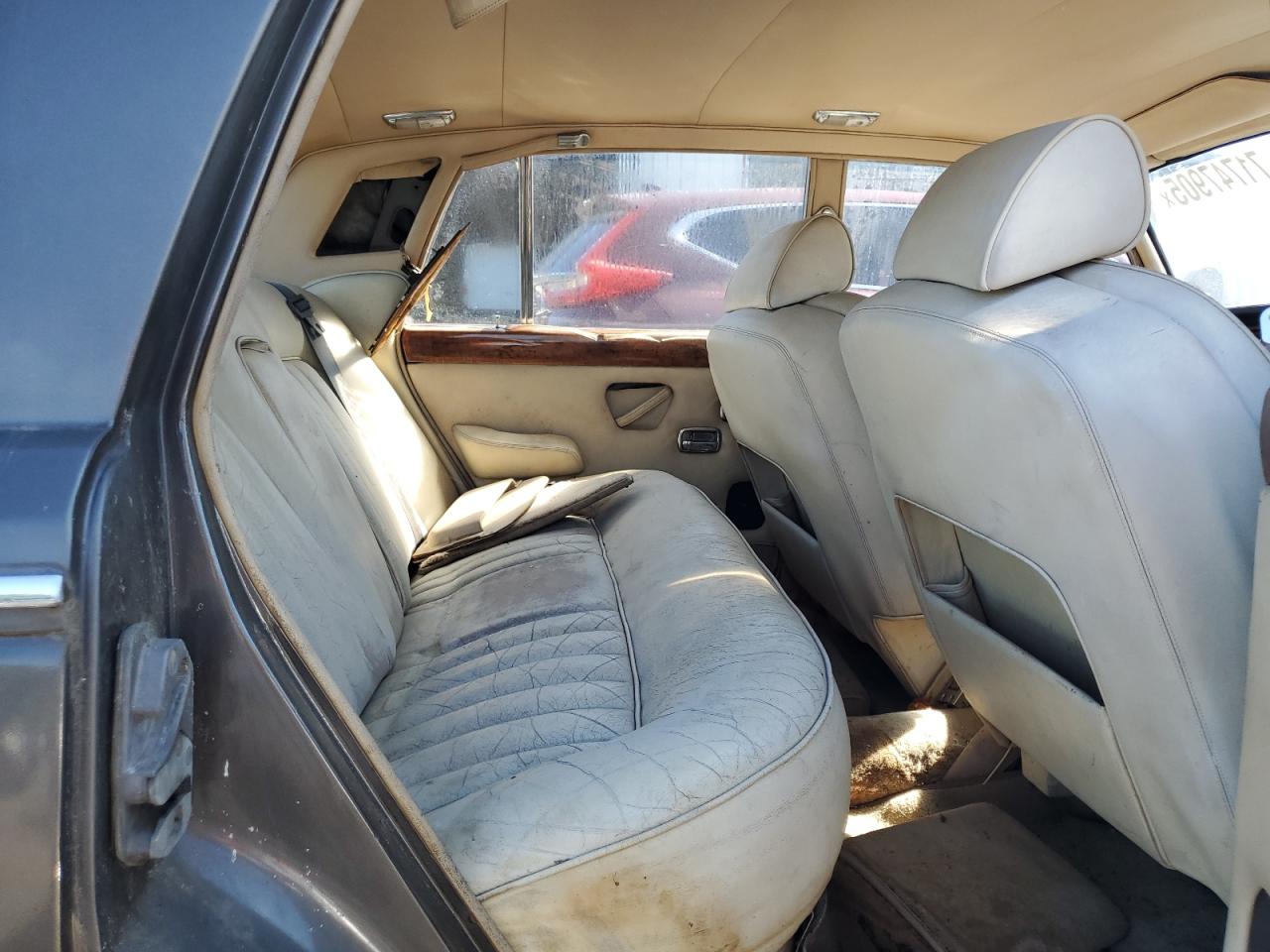 Lot #3237018229 1970 ROLLS-ROYCE 4 DOOR