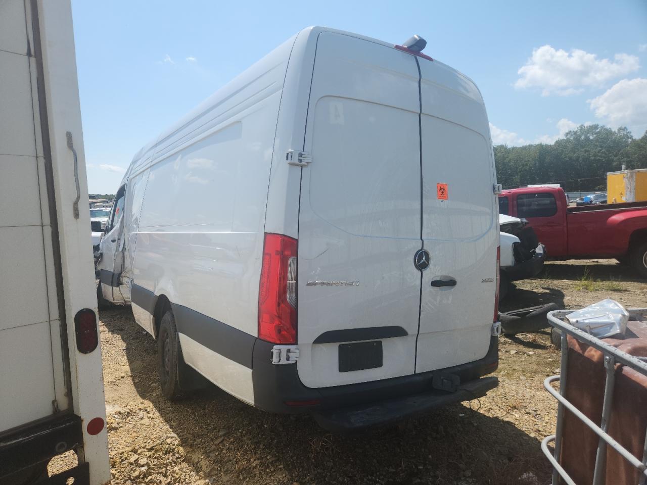 MERCEDES-BENZ SPRINTER 2500