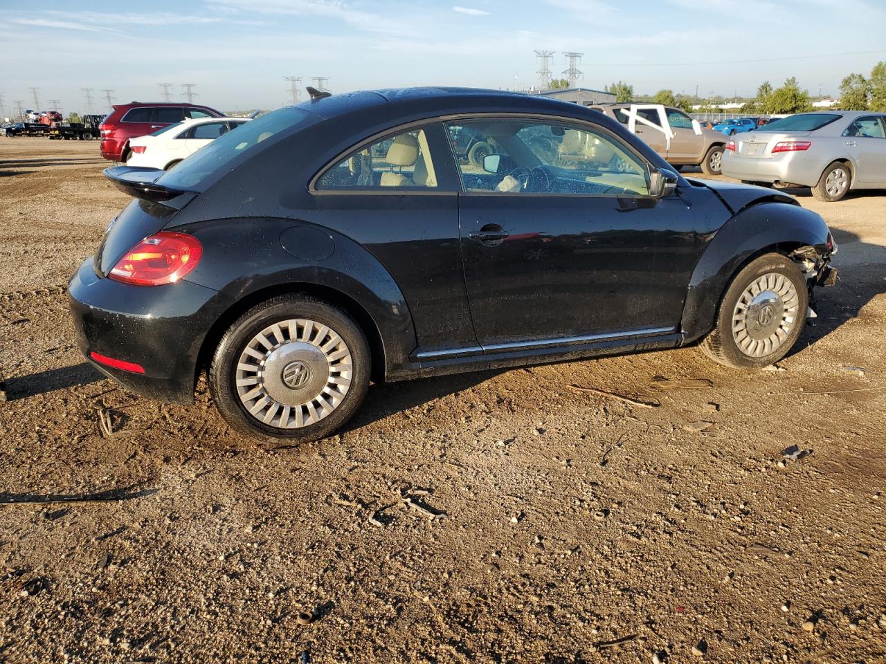 VOLKSWAGEN BEETLE
