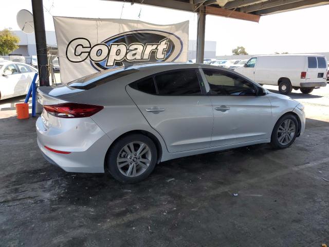 2018 HYUNDAI ELANTRA SE - 5NPD84LFXJH388408