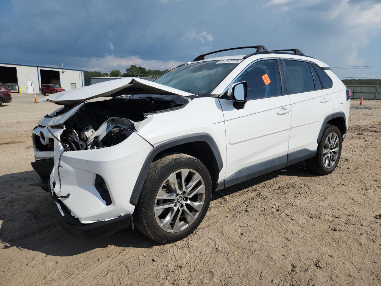 TOYOTA RAV4 XLE PREMIUM