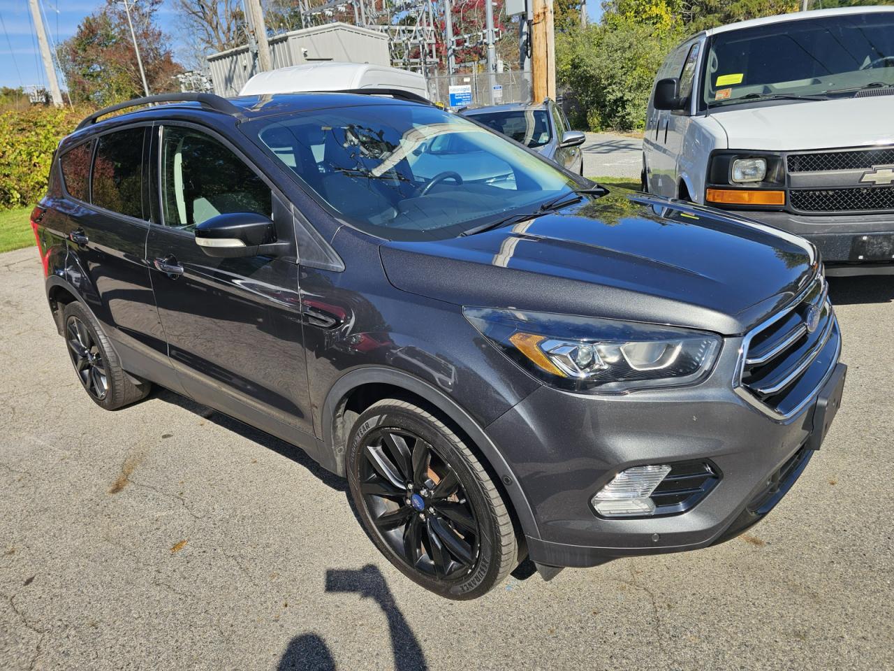 FORD ESCAPE TITANIUM