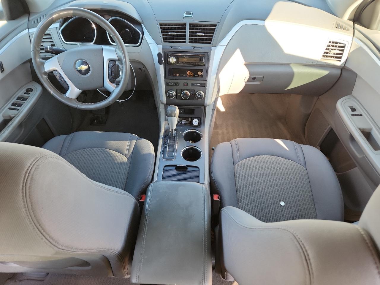 CHEVROLET TRAVERSE LT