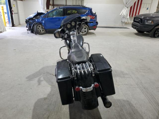 2010 HARLEY-DAVIDSON FLHX 1HD1KB419AB607693