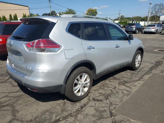 2015 NISSAN ROGUE S 5N1AT2MV0FC824435