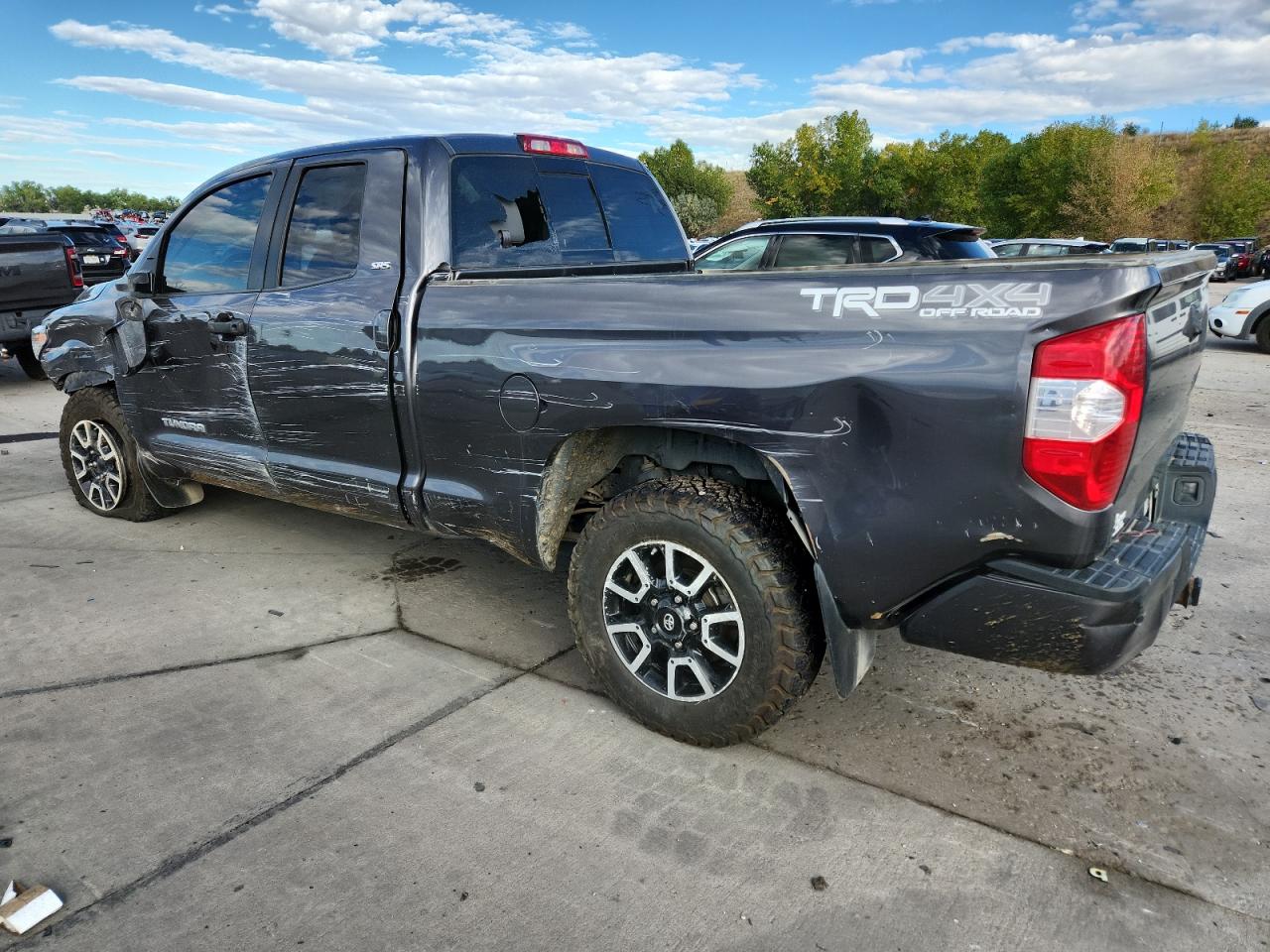 TOYOTA TUNDRA DOUBLE CAB SR