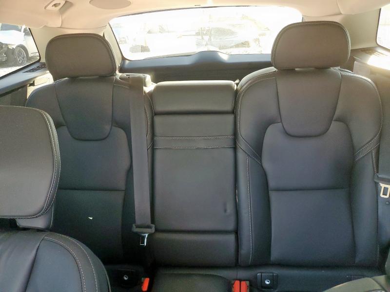 2021 VOLVO XC60 T5 IN YV4102DL3M1854692