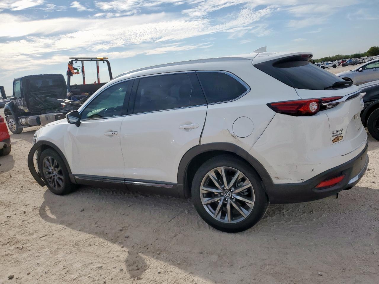 MAZDA CX-9 SIGNATURE
