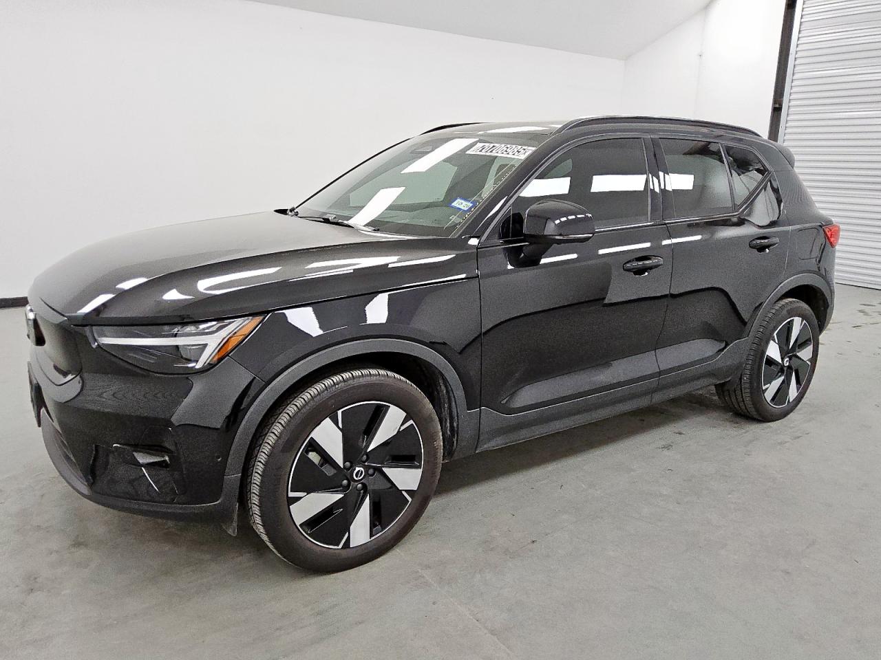 VOLVO XC40 RECHARGE PLUS