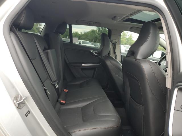 2016 VOLVO V60 CROSS YV4612HK8G1008597