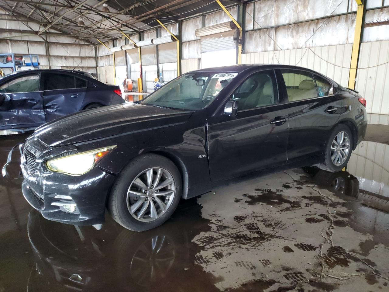 INFINITI Q50 LUXE