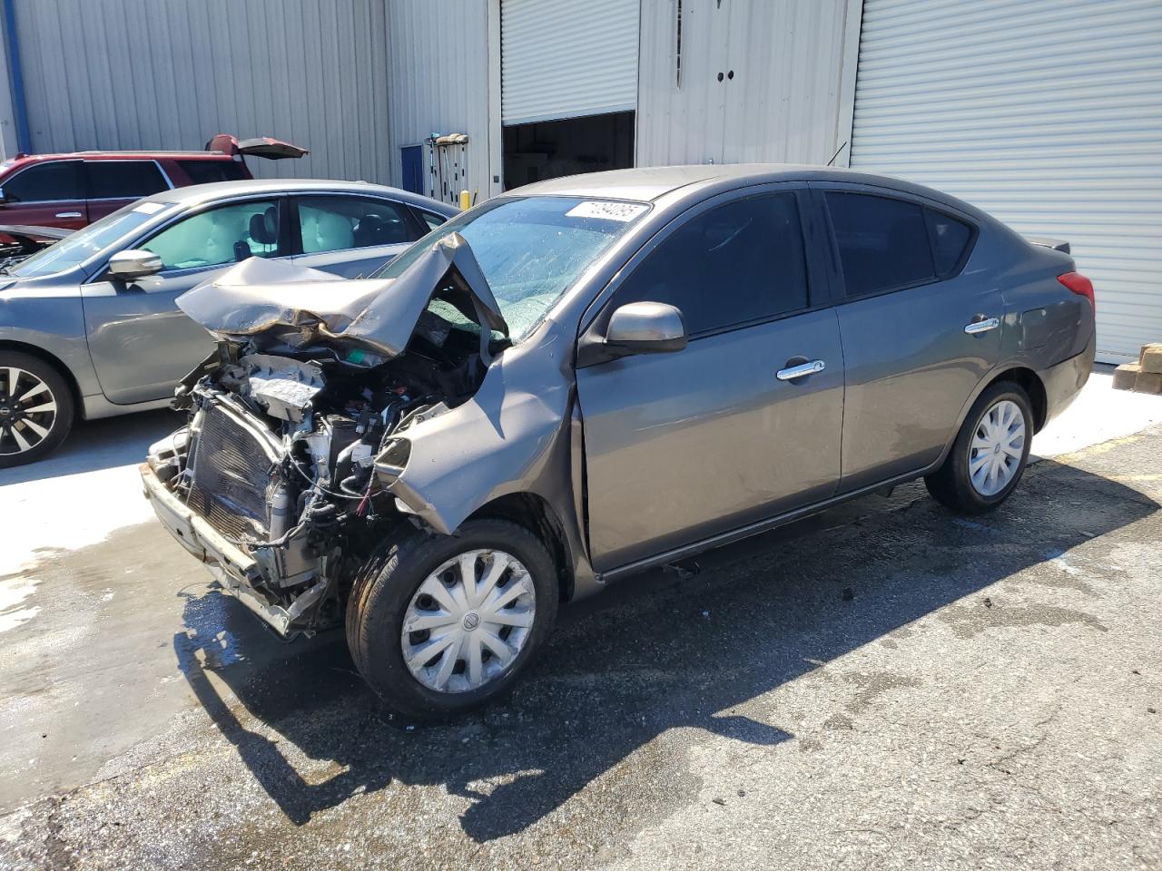 NISSAN VERSA S