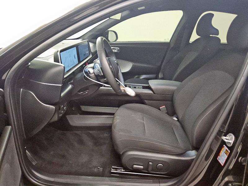 2024 HYUNDAI IONIQ 6 SE - KMHM24AC3RA073538