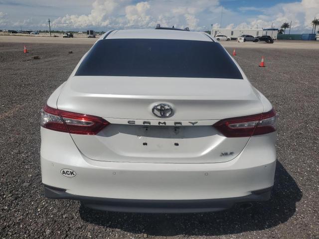 2018 TOYOTA CAMRY L - 4T1B11HK1JU067228