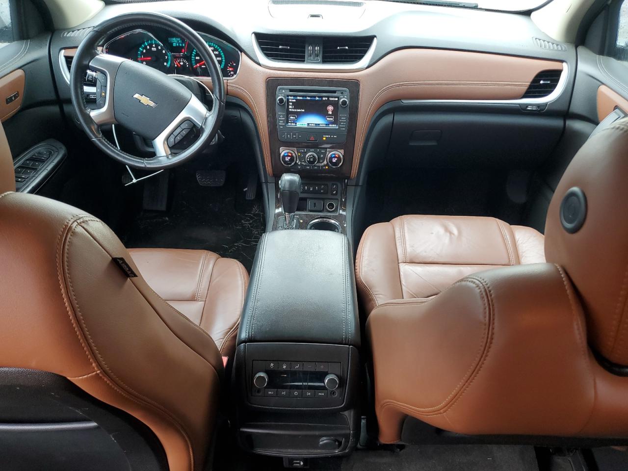 CHEVROLET TRAVERSE LT