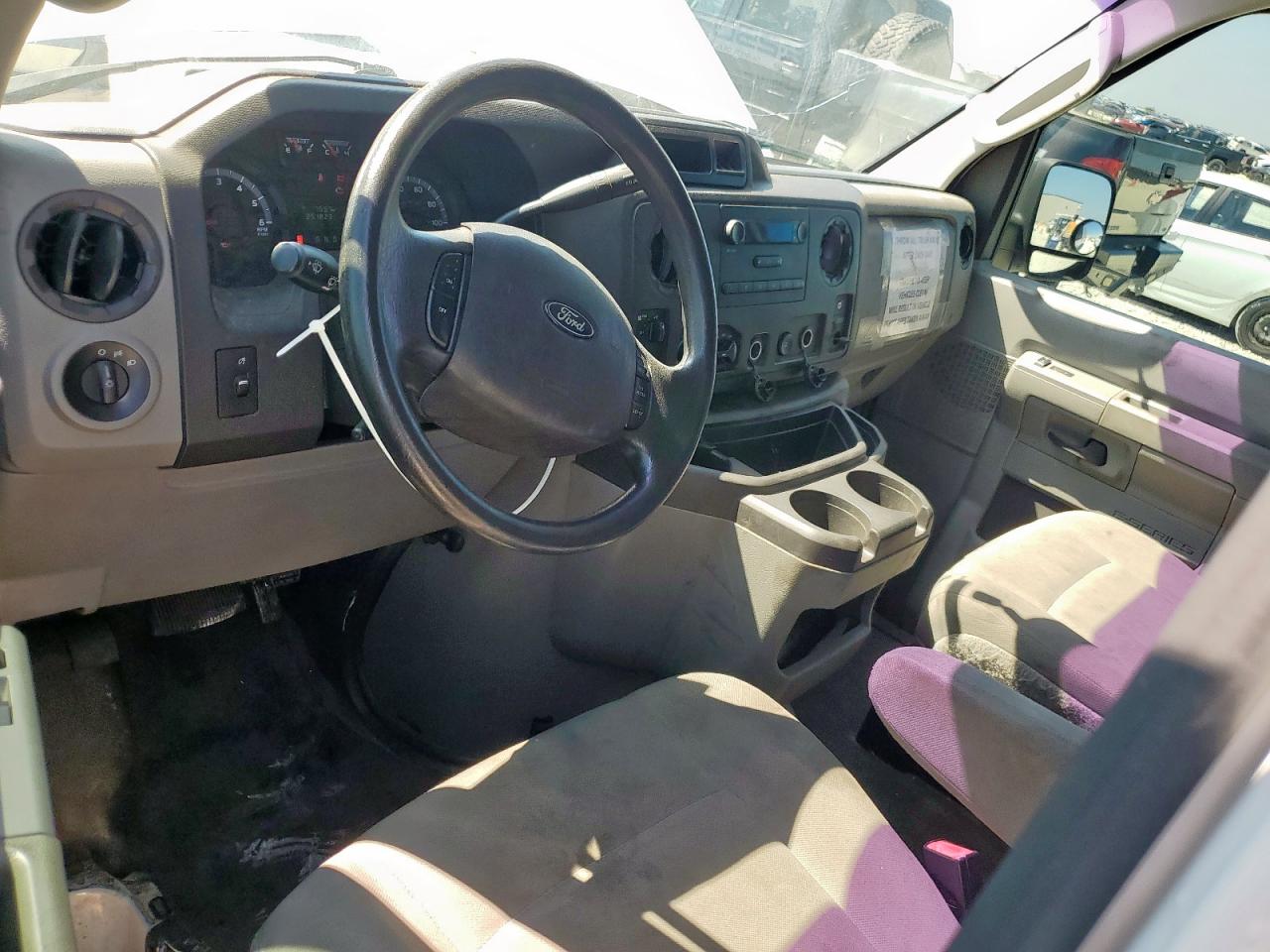 FORD ECONOLINE E250 VAN