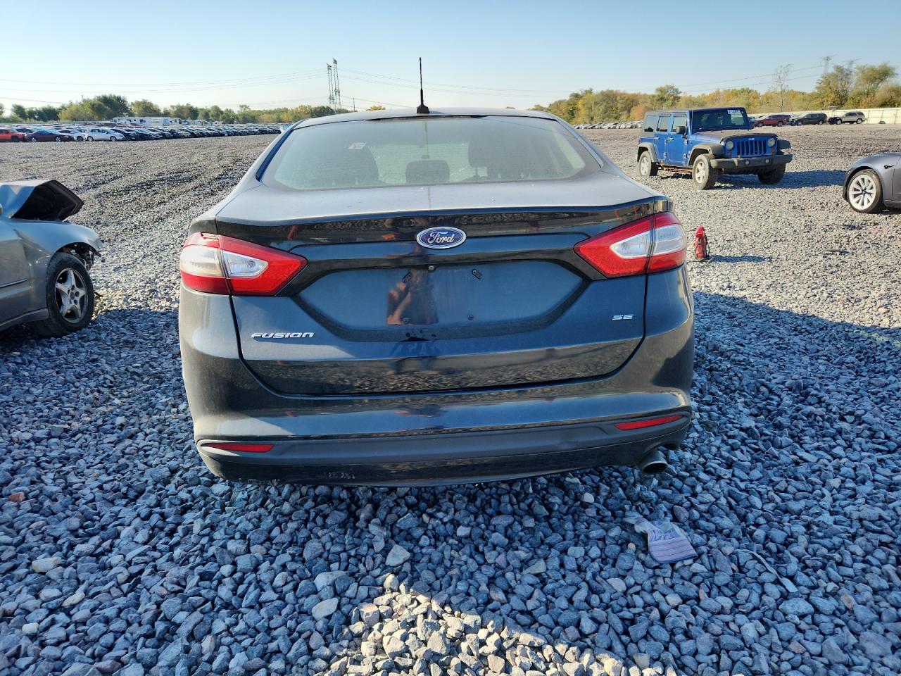 FORD FUSION SE