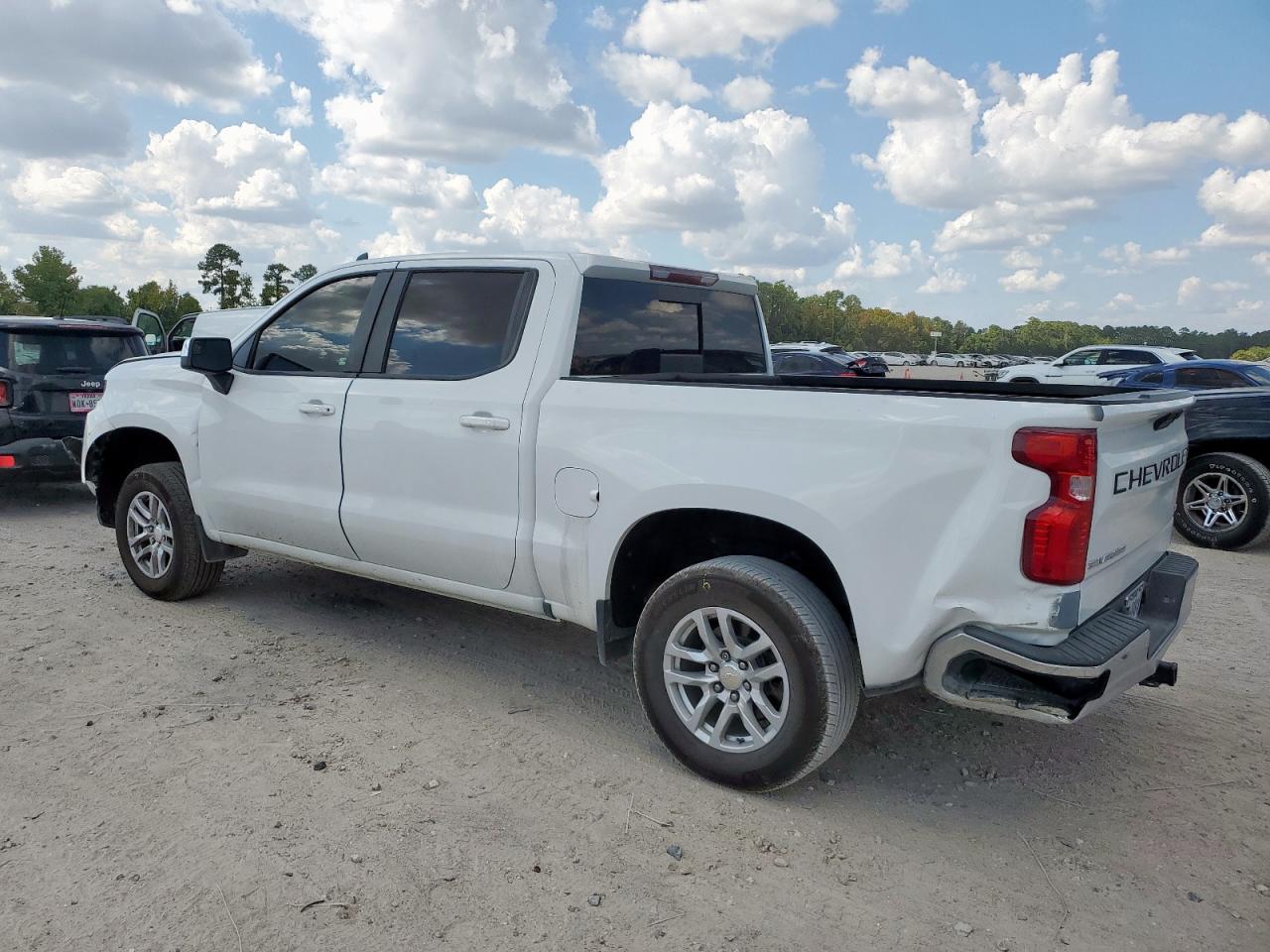 CHEVROLET SILVERADO C1500 LT