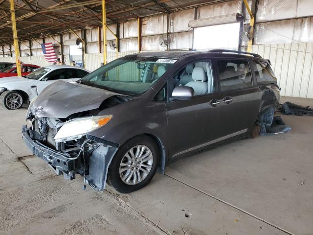 TOYOTA SIENNA XLE 2015 gray  gas 5TDYK3DC3FS672692 photo #1