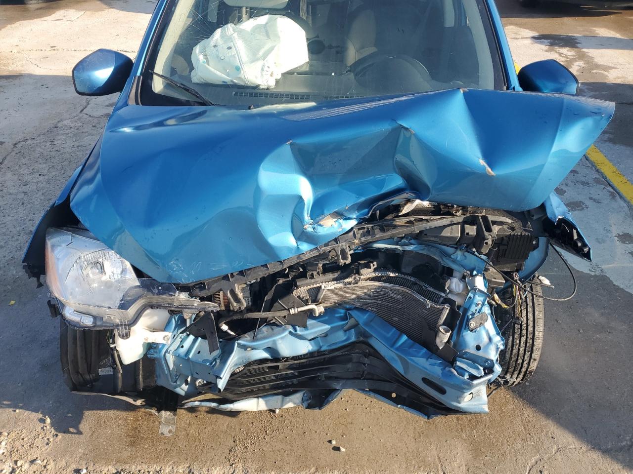 MITSUBISHI MIRAGE ES