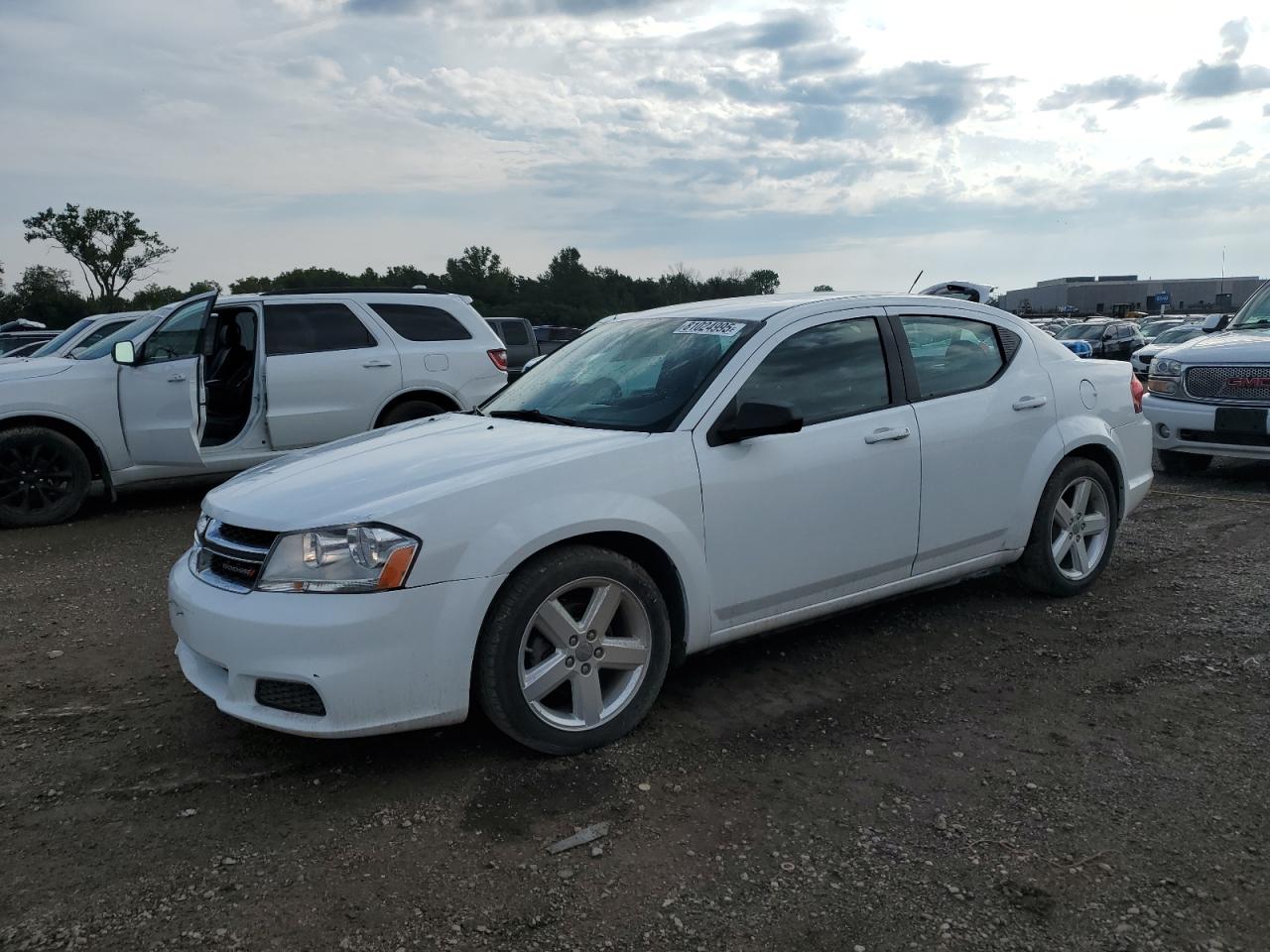 DODGE AVENGER SE