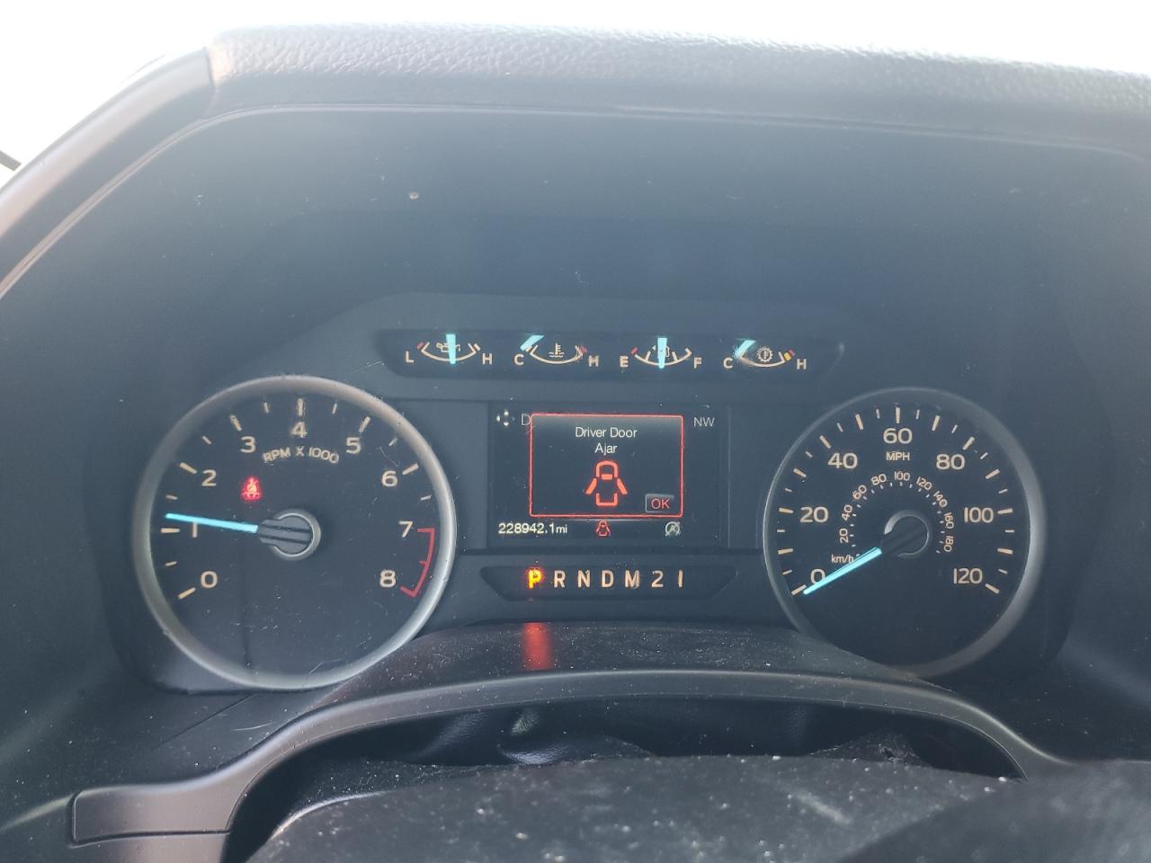 FORD F-150 SUPER CAB