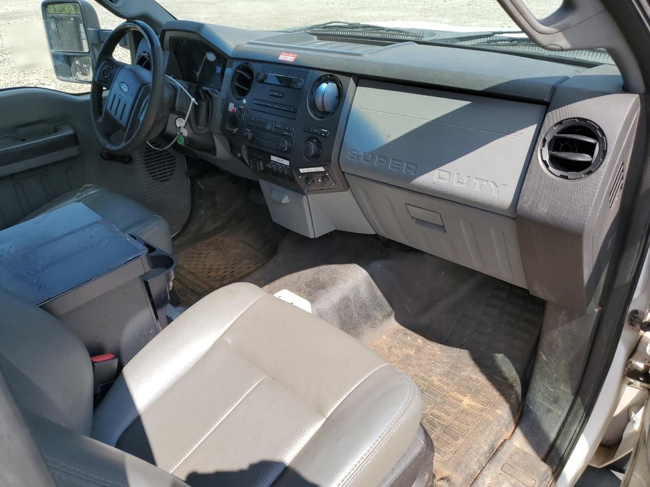 FORD F-450 SUPER DUTY