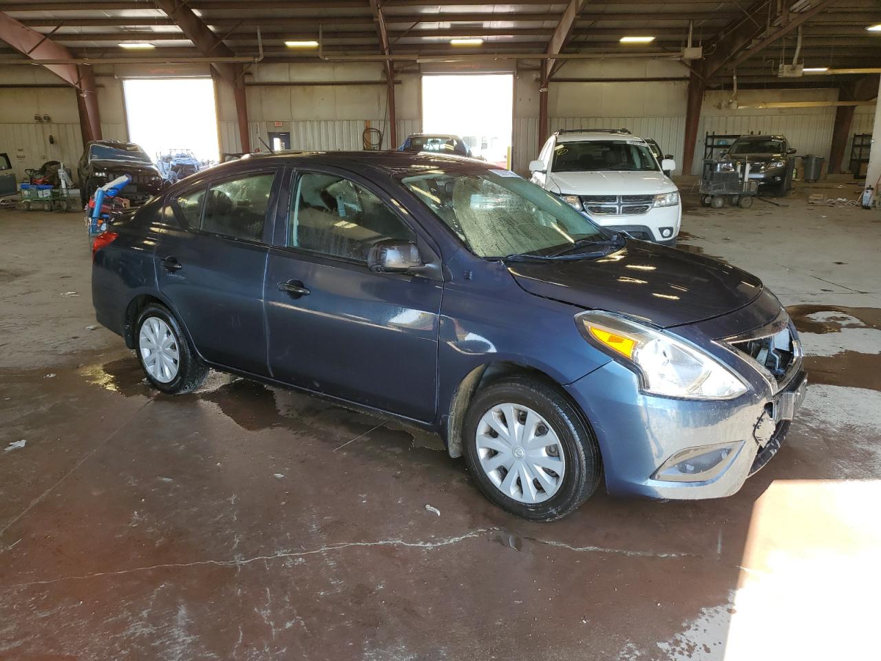 NISSAN VERSA S