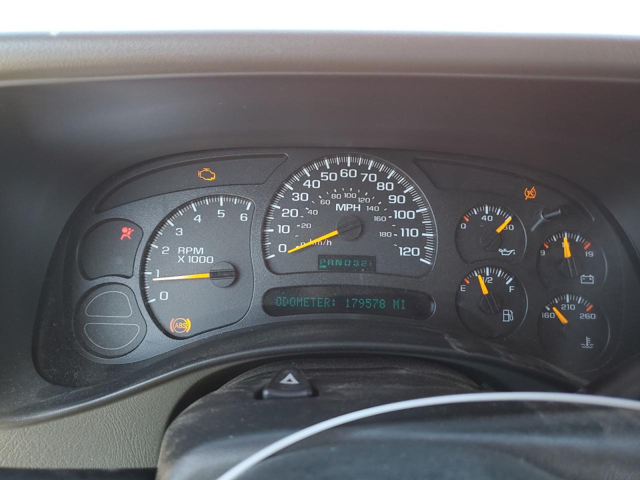 Lot #3265503594 2005 CHEVROLET SUBURBAN C