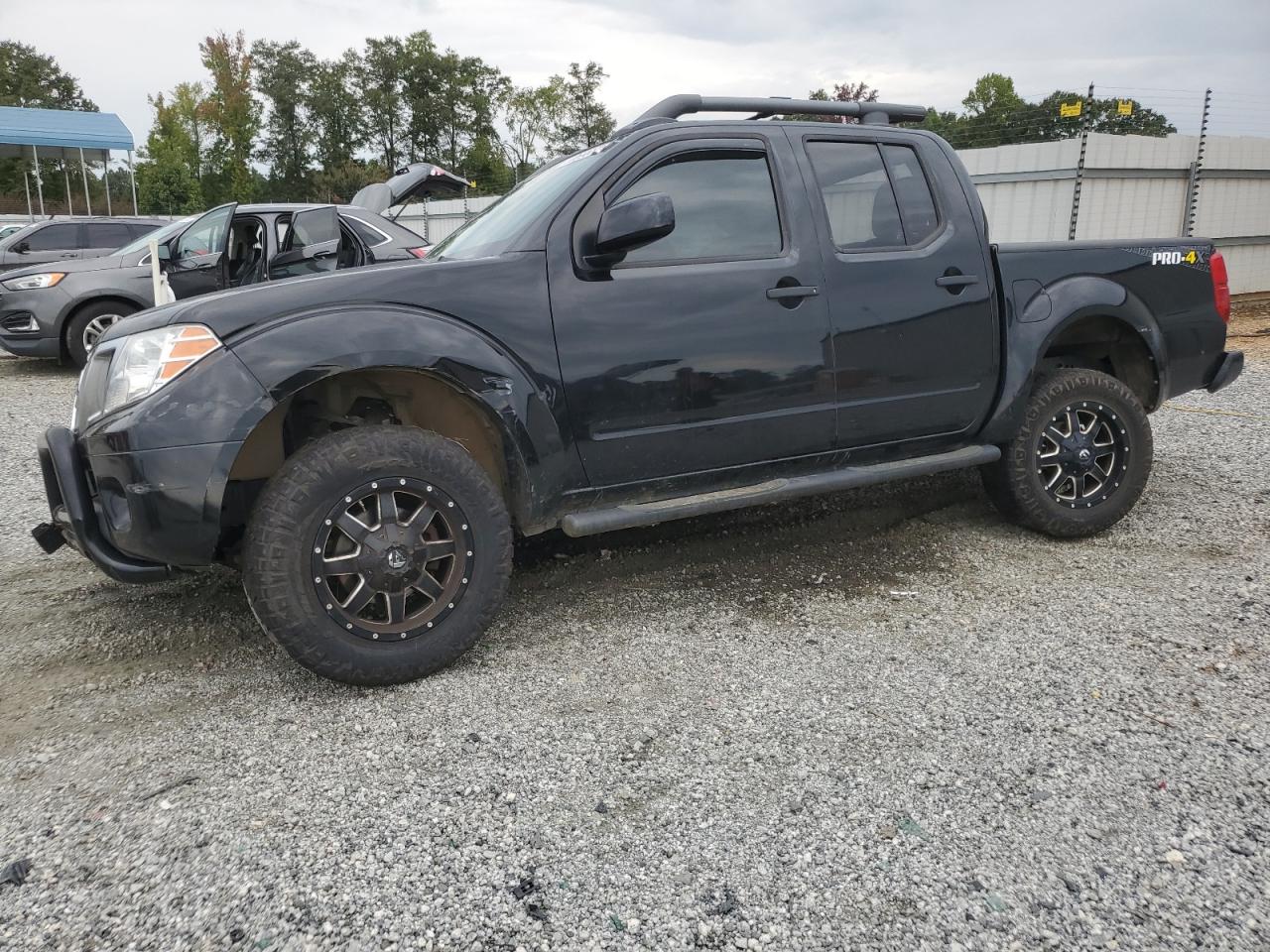 NISSAN FRONTIER S