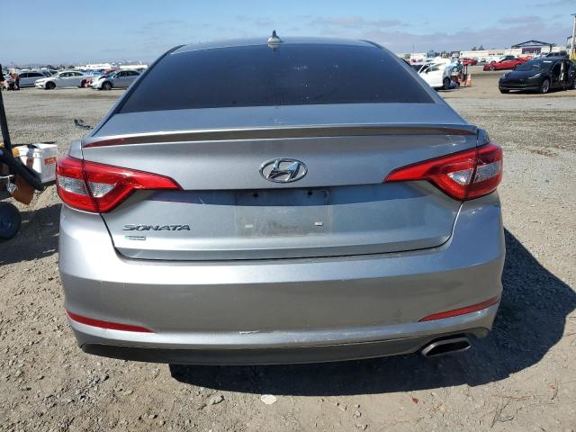 2015 HYUNDAI SONATA SE 5NPE24AF3FH252038