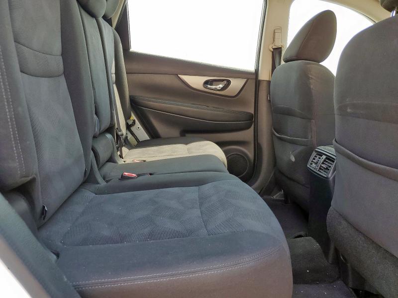 2016 NISSAN ROGUE S - KNMAT2MT0GP611384