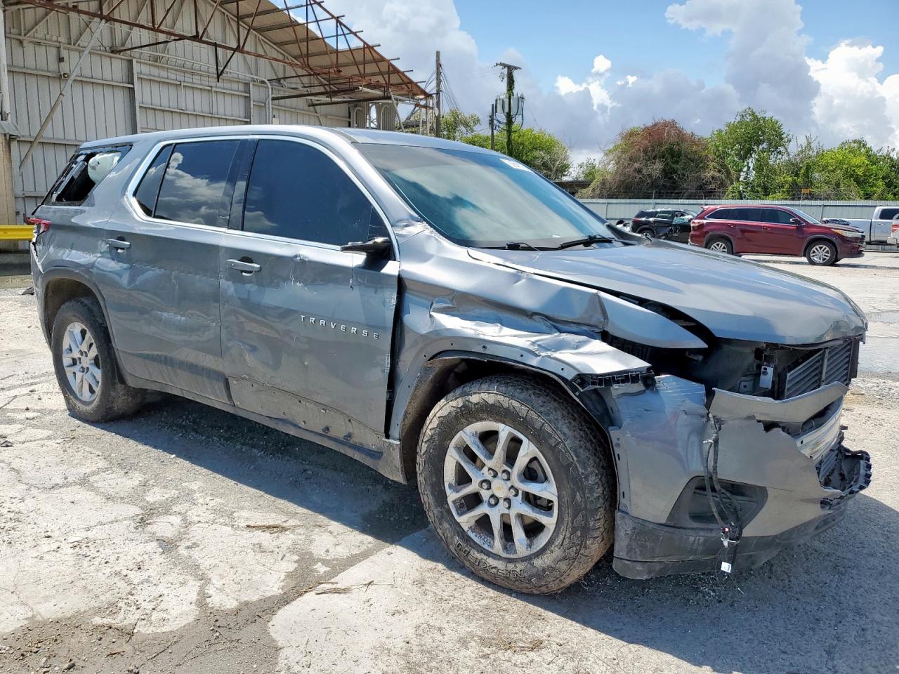 Lot #3309724864 2018 CHEVROLET TRAVERSE LS