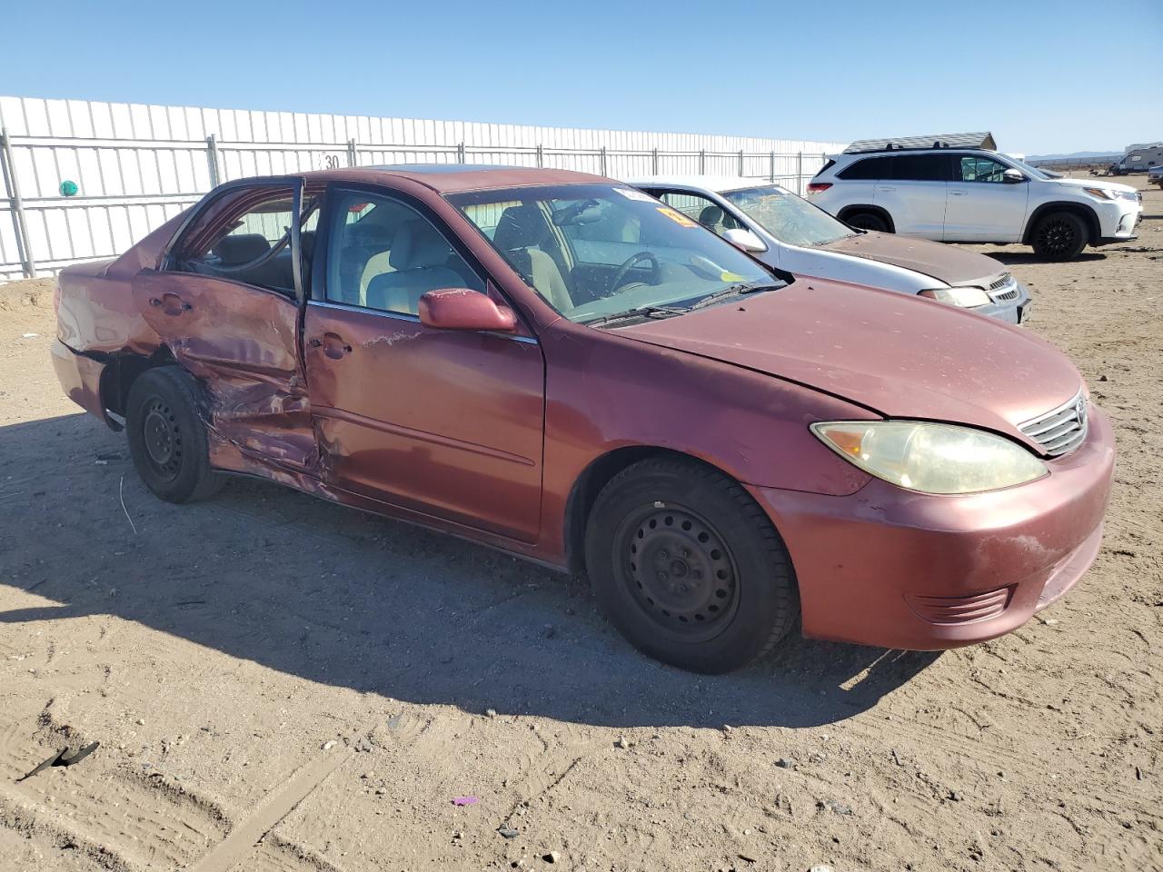 Lot #3302158118 2005 TOYOTA CAMRY LE
