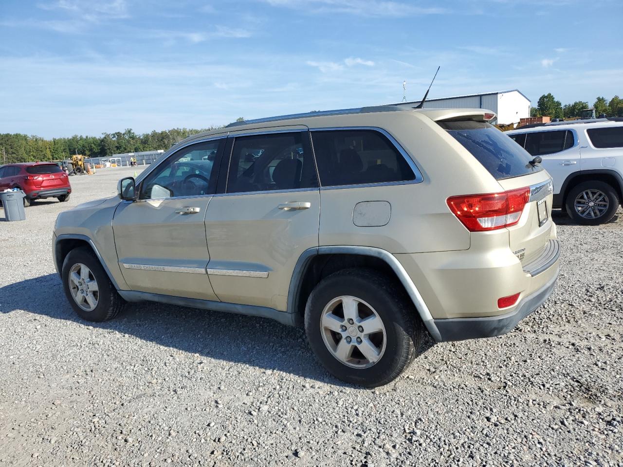 JEEP GRAND CHEROKEE LAREDO