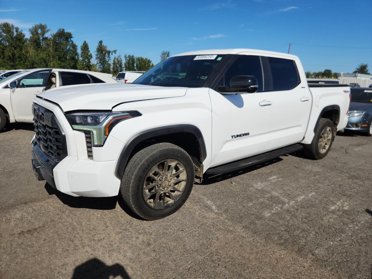 TOYOTA TUNDRA CREWMAX LIMITED