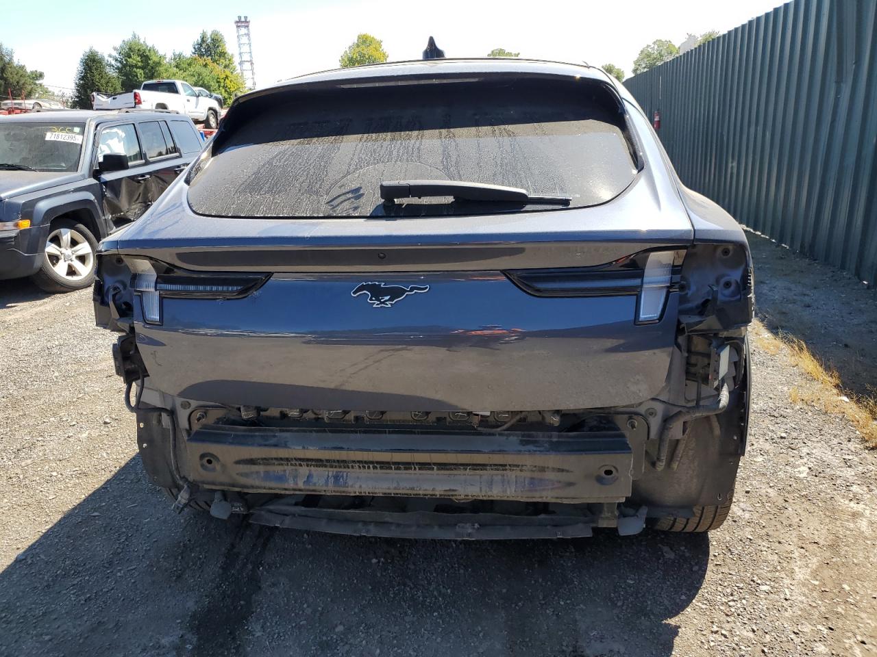 FORD MUSTANG PREMIUM