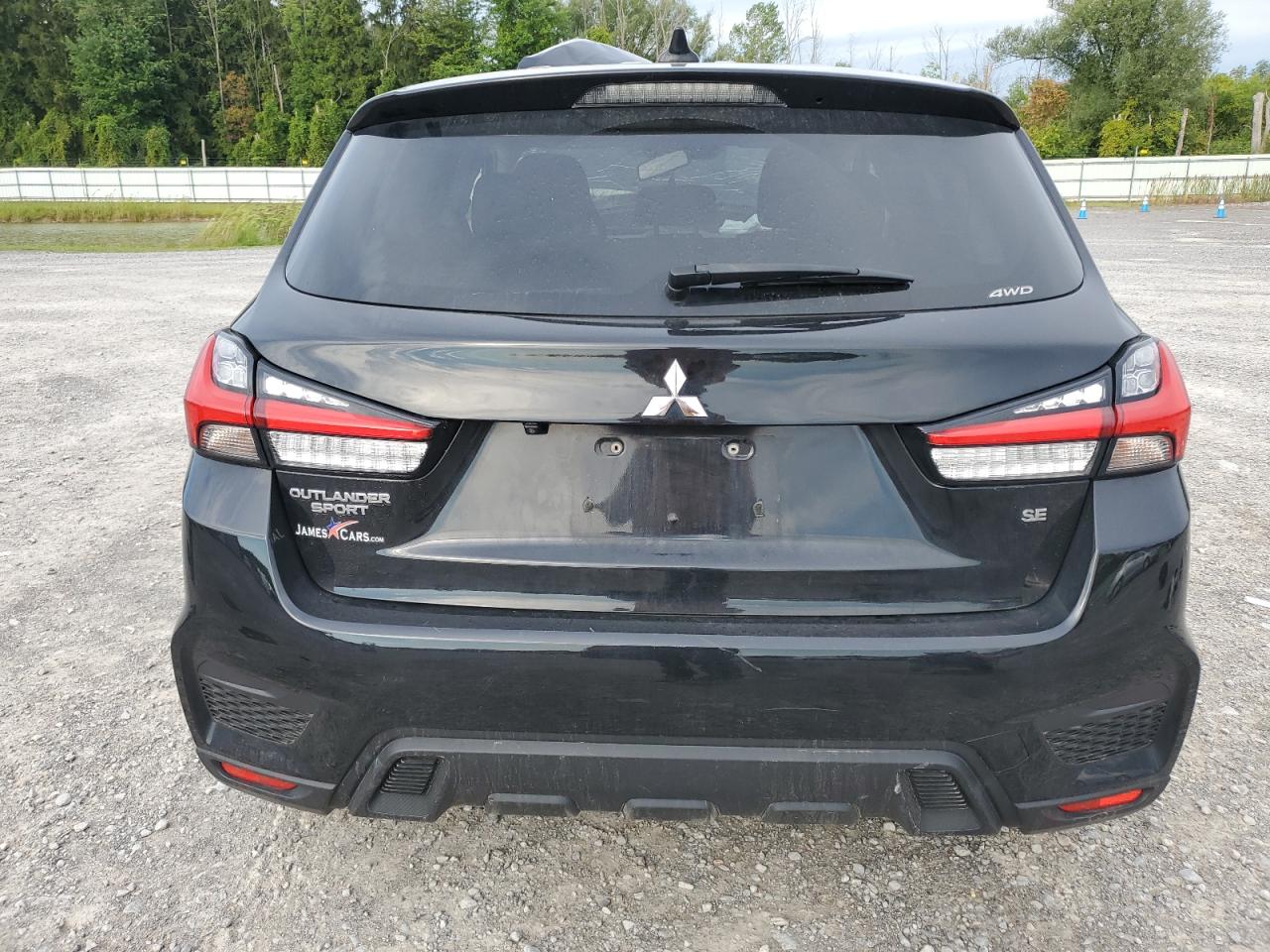 MITSUBISHI OUTLANDER ES