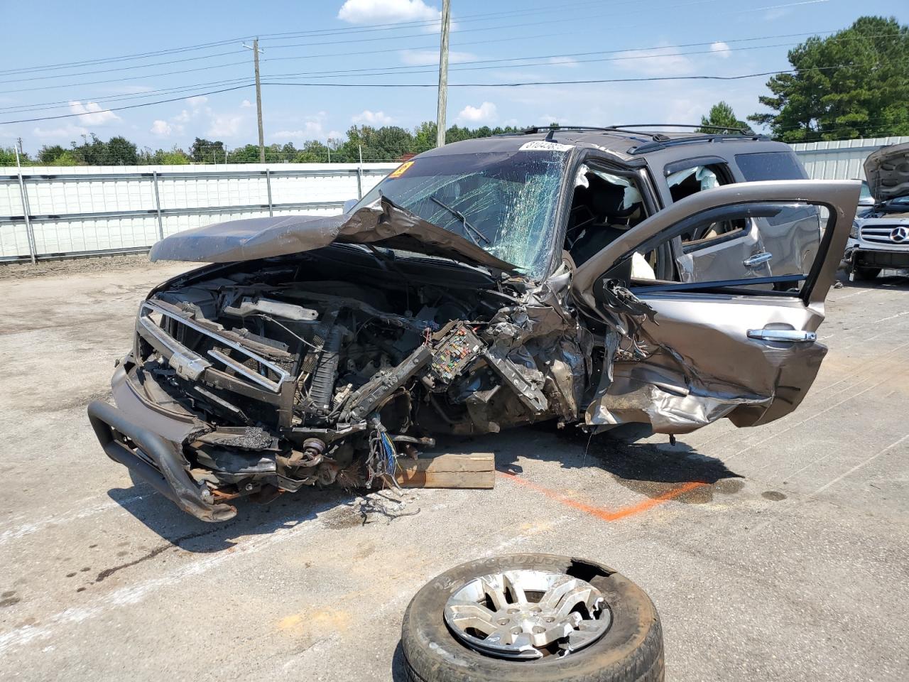 CHEVROLET TAHOE C1500 LT