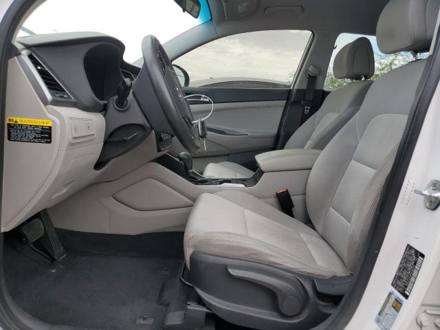 2017 HYUNDAI TUCSON SE KM8J23A43HU430655