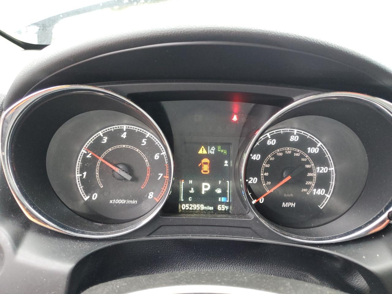 MITSUBISHI OUTLANDER SE