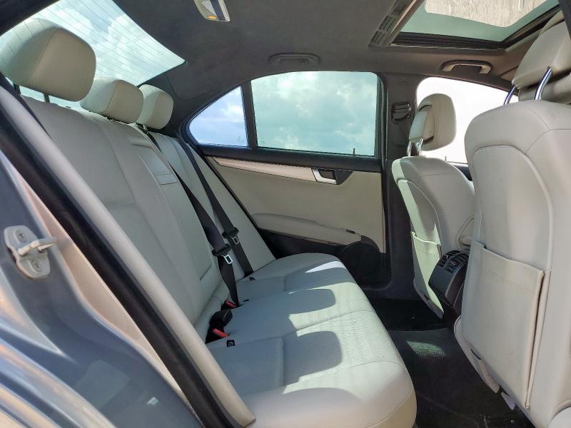 2014 MERCEDES-BENZ C 250 - WDDGF4HB0EG254273