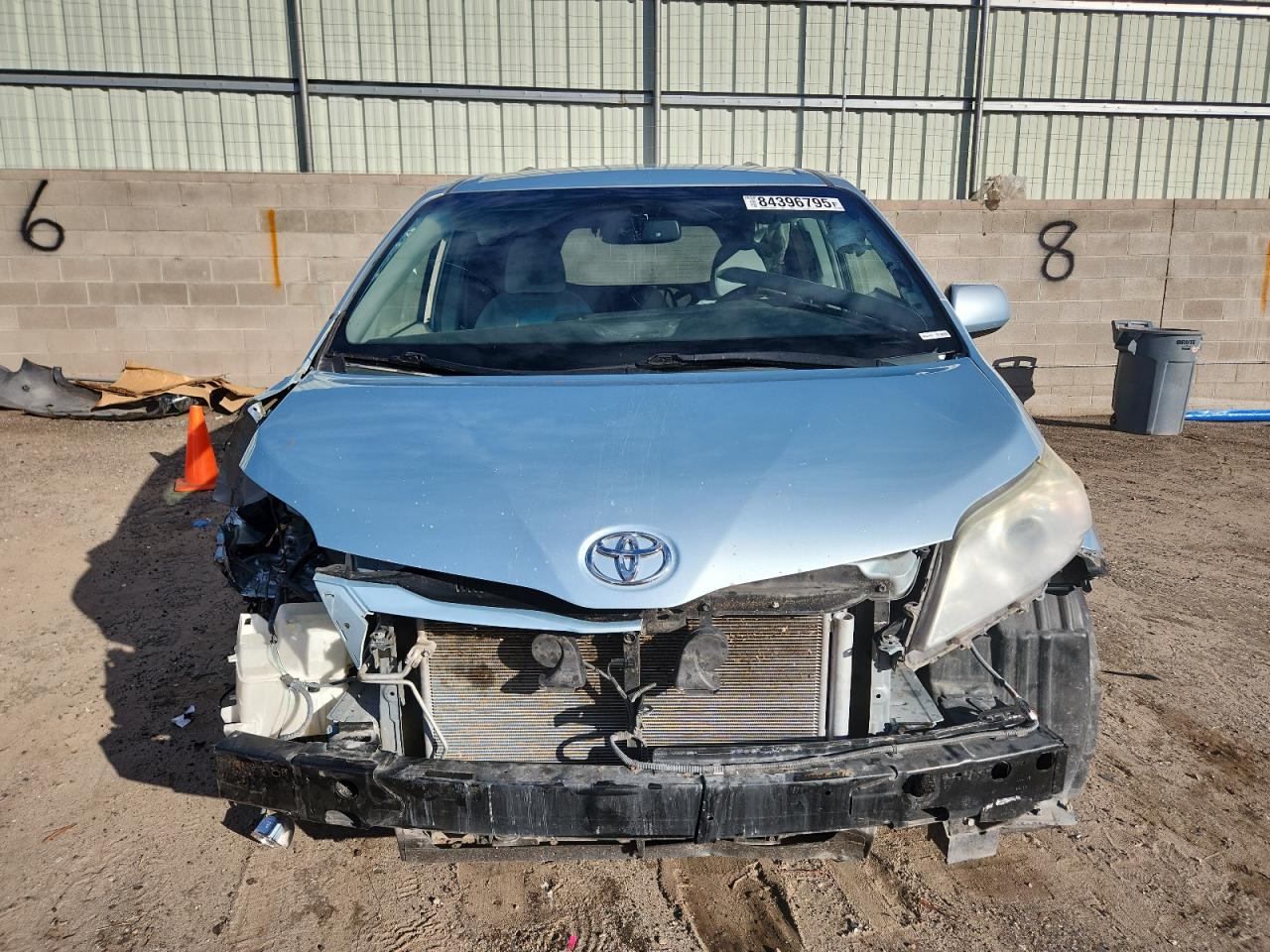 Lot #3274692798 2015 TOYOTA SIENNA LE