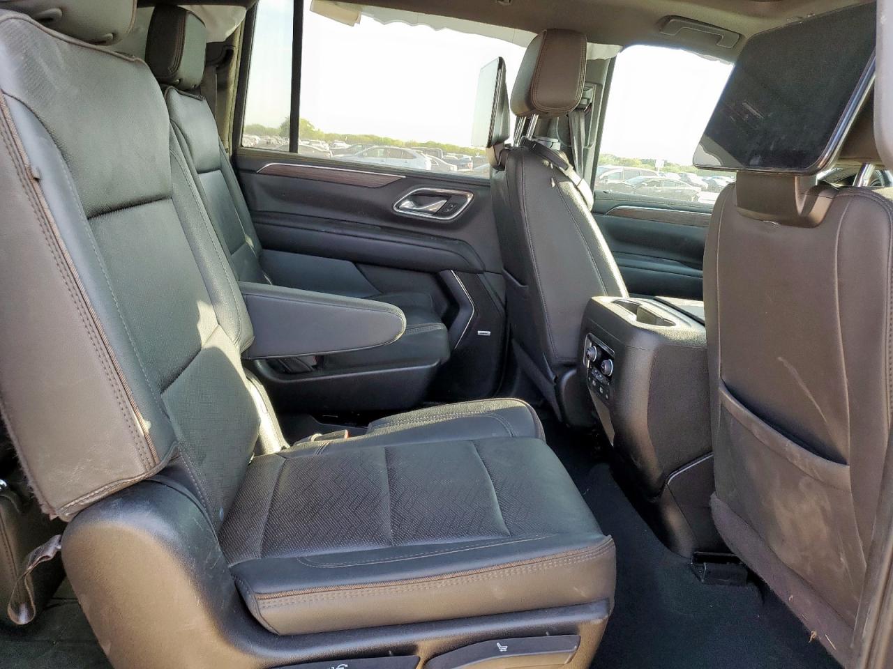 CHEVROLET SUBURBAN K1500 HIGH COUNTRY