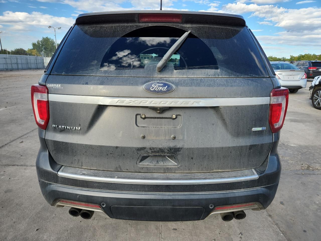 FORD EXPLORER PLATINUM