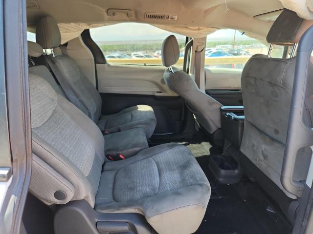 2021 TOYOTA SIENNA LE 5TDKRKEC7MS004868